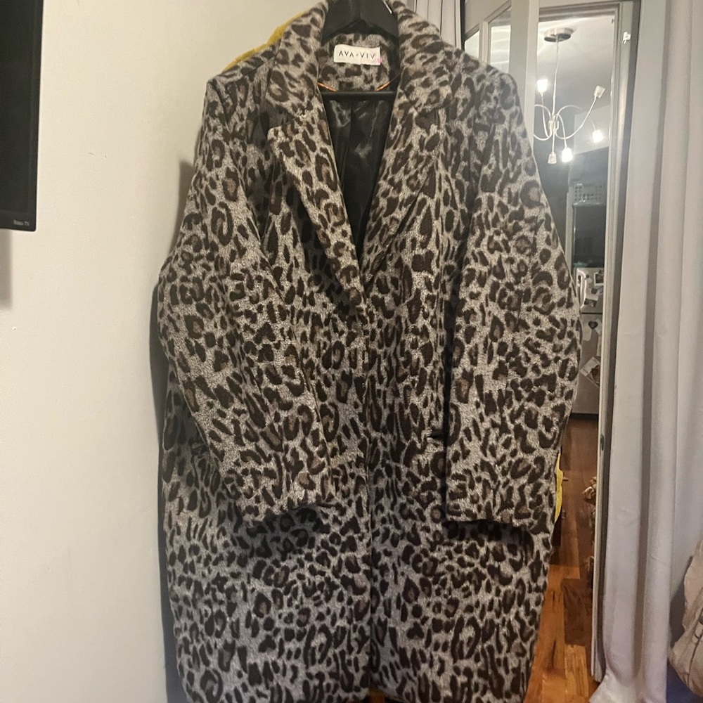 Ava & Liv Leopard coat